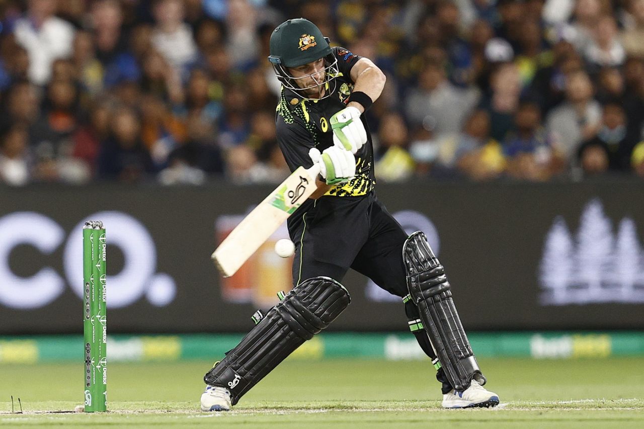 Josh Inglis looks to hit one, Australia vs Sri Lanka, 4th T20I, Melbourne, February 18, 2022