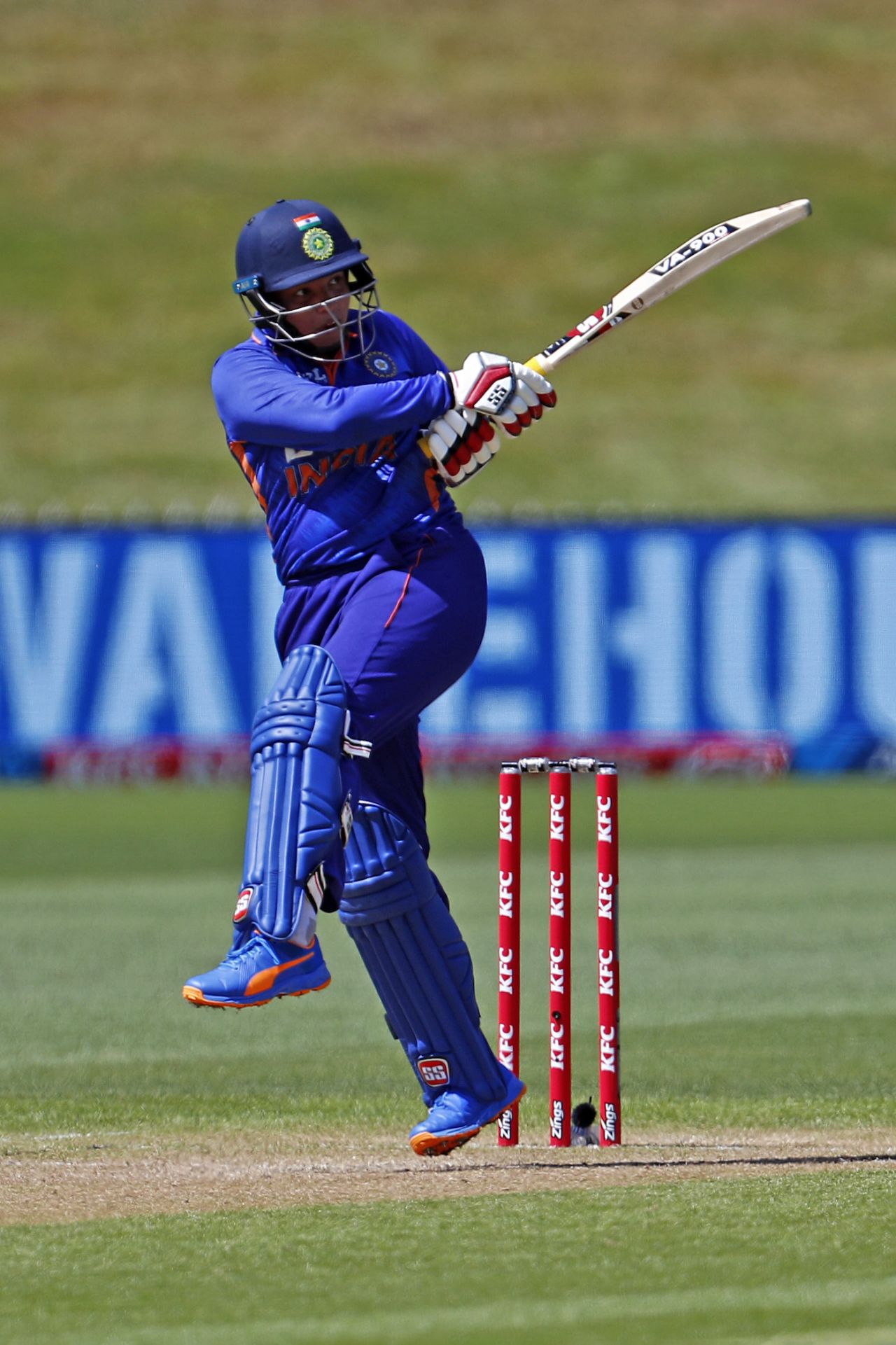 Richa Ghosh swings the ball away towards square-leg, New Zealand Women vs India Women, 2nd ODI, Queenstown, February 15, 2022
