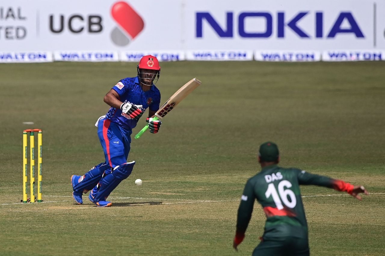 Najibullah Zadran tucks one away, Bangladesh vs Afghanistan, 1st ODI, Chattogram, February 23, 2022