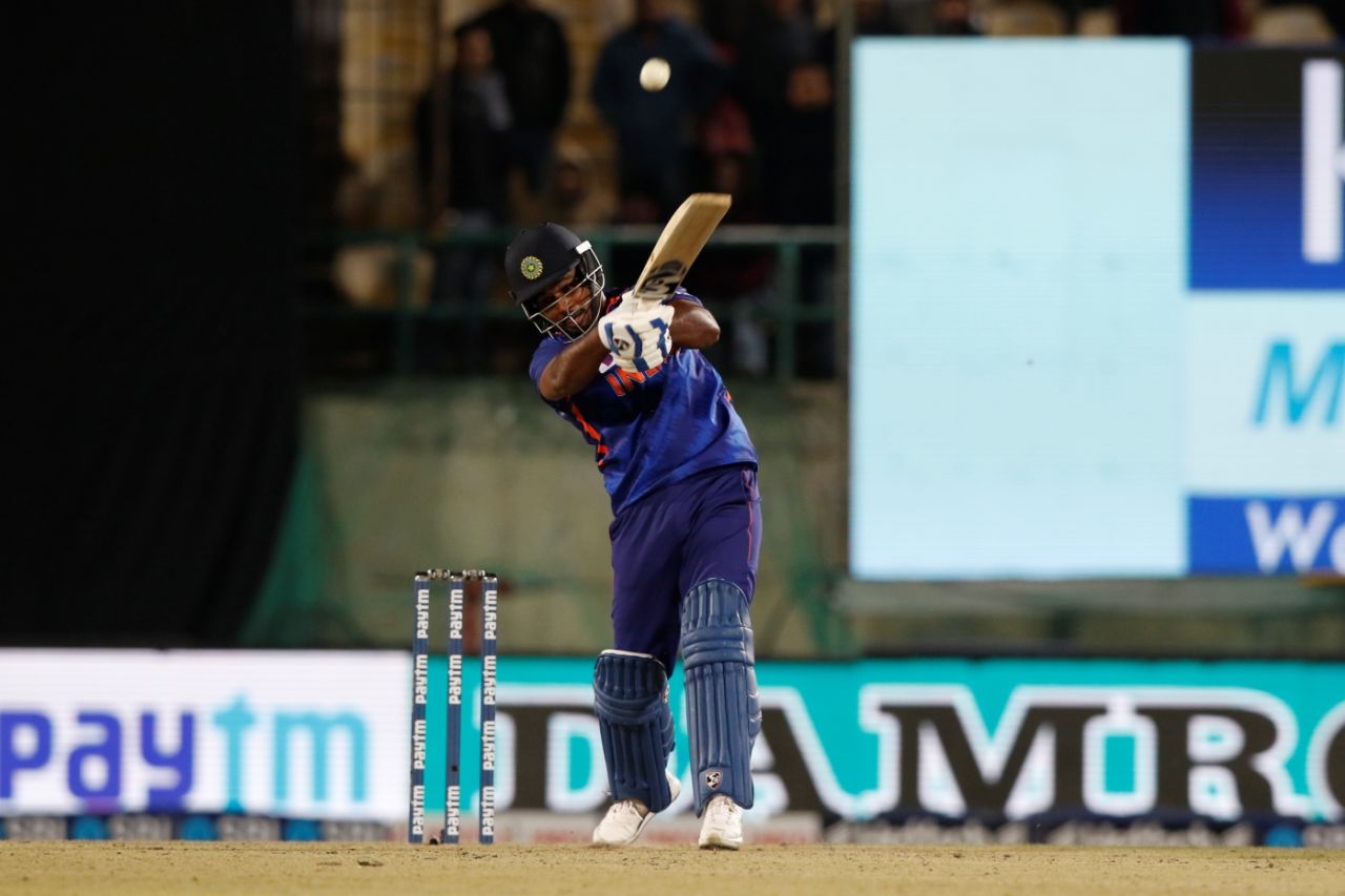 Sanju Samson launches one down the ground, India vs Sri Lanka, 2nd T20I, Dharamsala, February 26, 2022