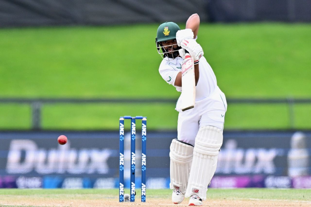 Temba Bavuma drives down the ground, New Zealand vs South Africa, 2nd Test, Christchurch, 3rd day, February 27, 2022