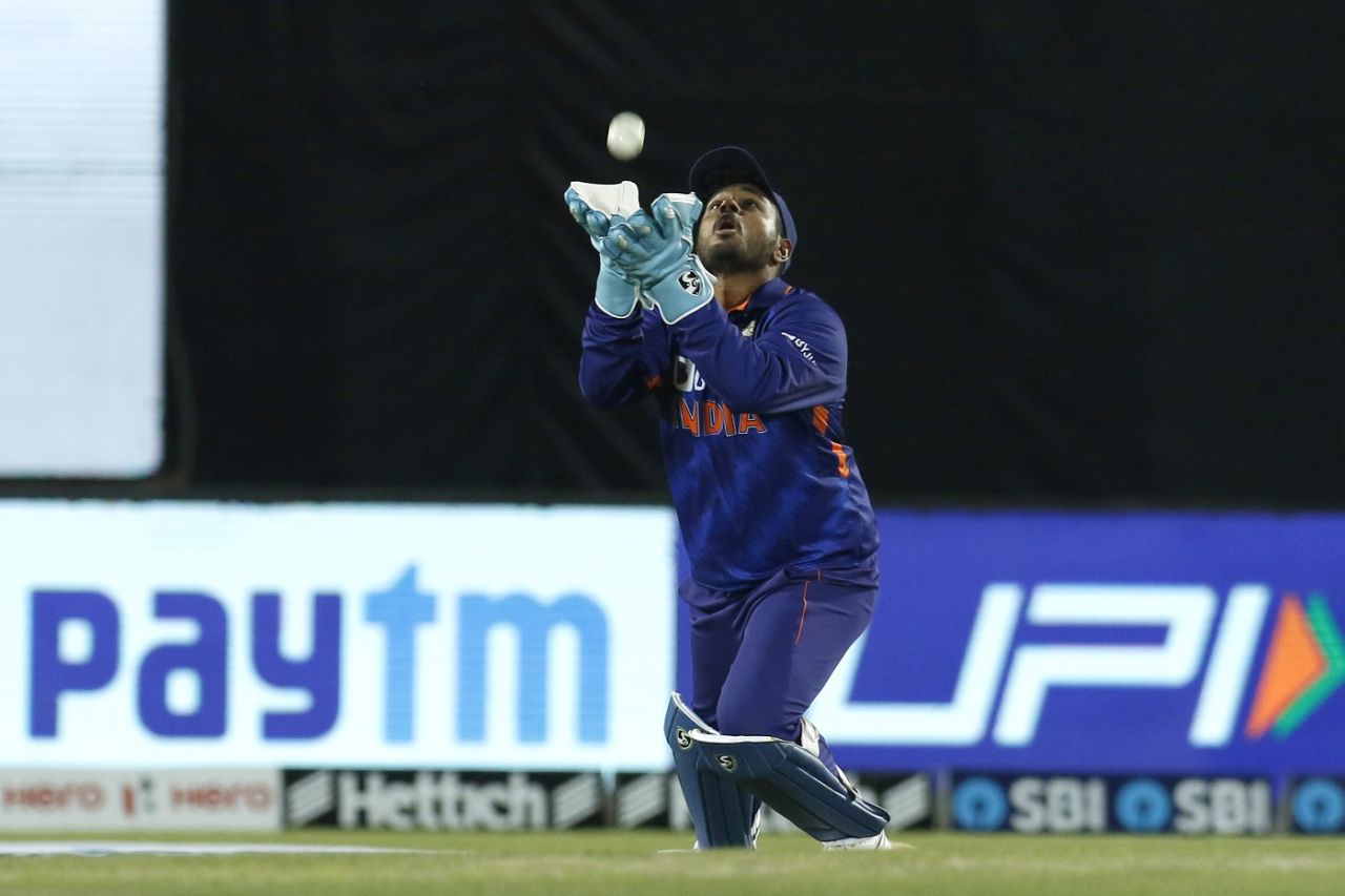 Sanju Samson has his eyes on the ball, India vs Sri Lanka, 3rd T20I, Dharamsala, February 27, 2022