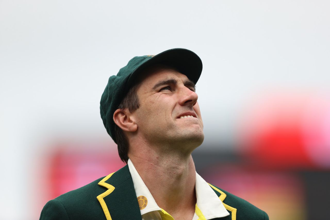 Pat Cummins wait for the coin to drop at the toss, Australia vs England, The Men's Ashes, 5th Test, 1st day, Hobart, January 14, 2021