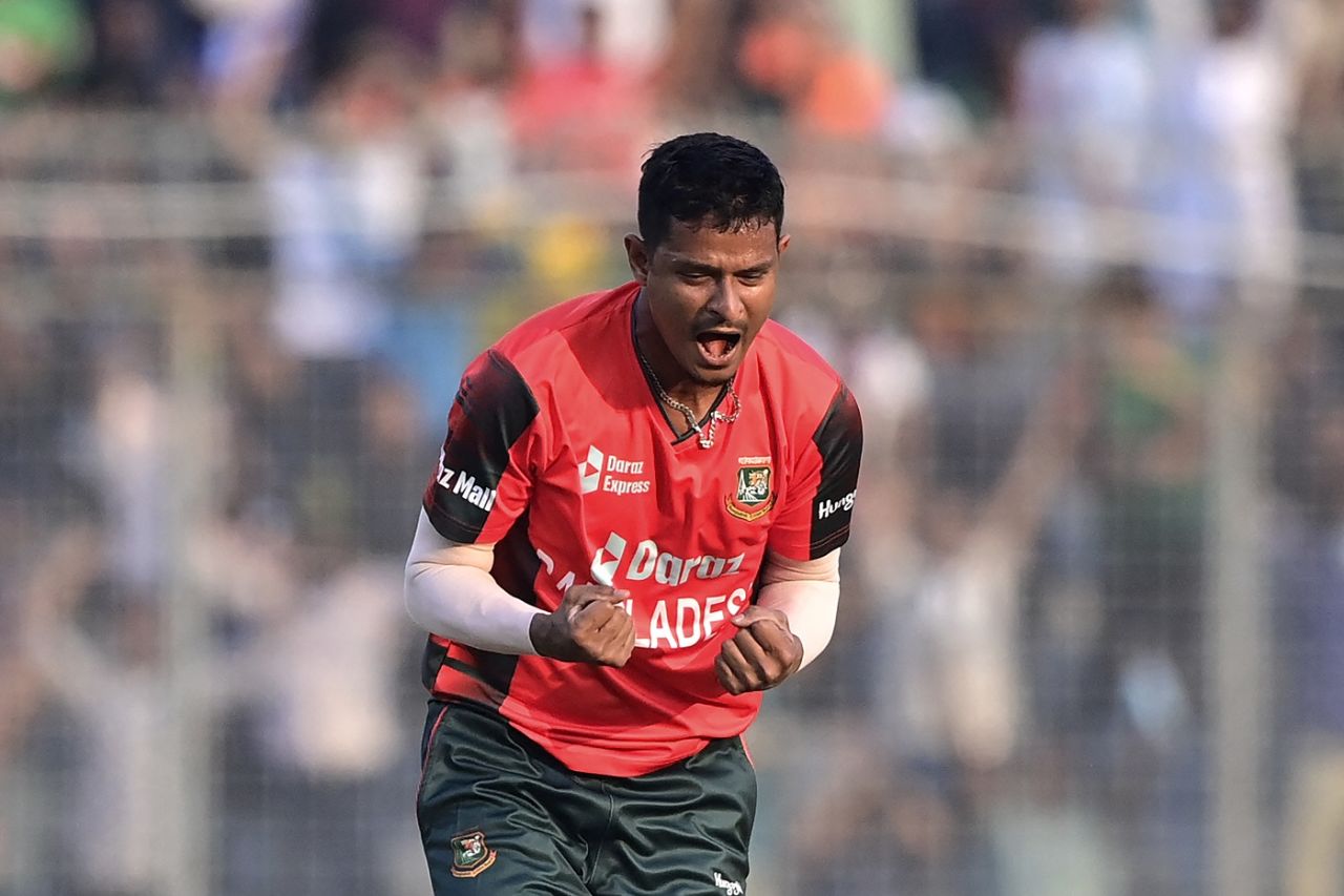 Nasum Ahmed exults after picking up a wicket, Bangladesh vs Afghanistan, 1st T20I, Dhaka, March 3, 2022
