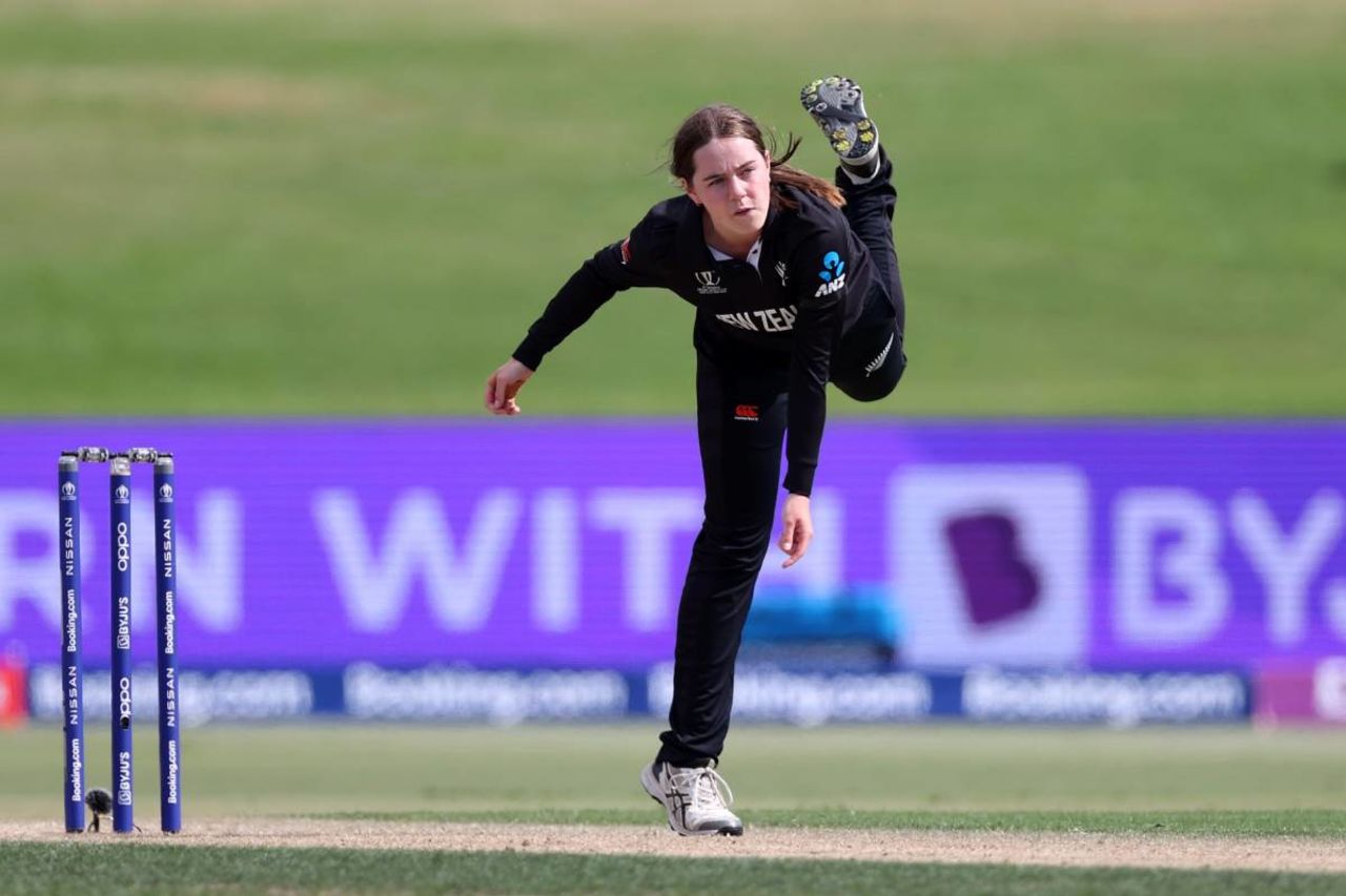 Fran Jonas in her delivery stride, New Zealand v West Indies, Women's World Cup, Mount Maunganui, March 4, 2022