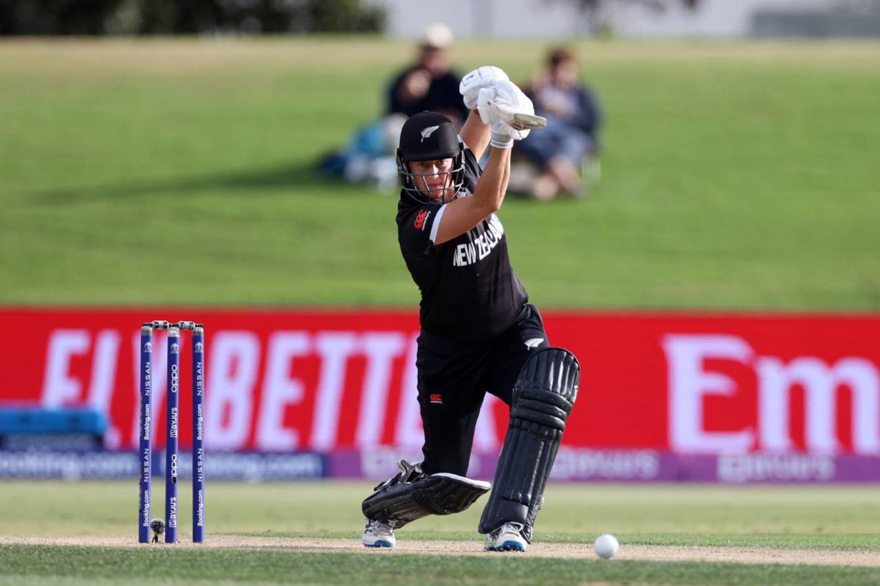 Sophie Devine laces the ball through mid-off, New Zealand v West Indies, Women's World Cup, Mount Maunganui, March 4, 2022