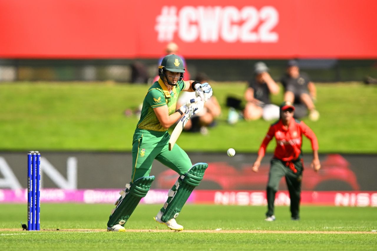 Laura Wolvaardt pushes one through the off-side, South Africa vs Bangladesh, Women's World Cup 2022, Dunedin, March 5, 2022