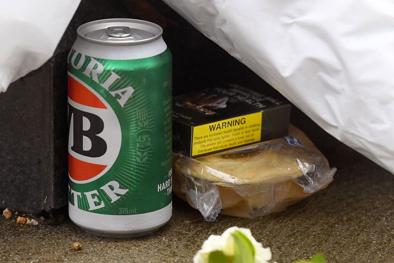 The public have left items associated with Shane Warne at his MCG statue, March 5, 2022