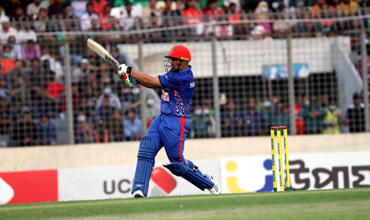 Hazratullah Zazai goes big, Bangladesh vs Afghanistan, 2nd T20I, Dhaka, March 5, 2022