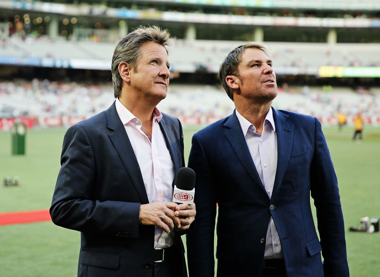 Mark Nicholas and Shane Warne look on, Australia v South Africa, 2nd T20, Melbourne, November 7, 2014
