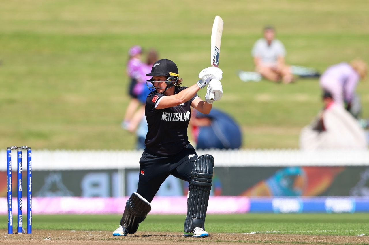 Sophie Devine thrashes the cut through point, New Zealand vs India, Women's World Cup 2022, Hamilton, March 10, 2022