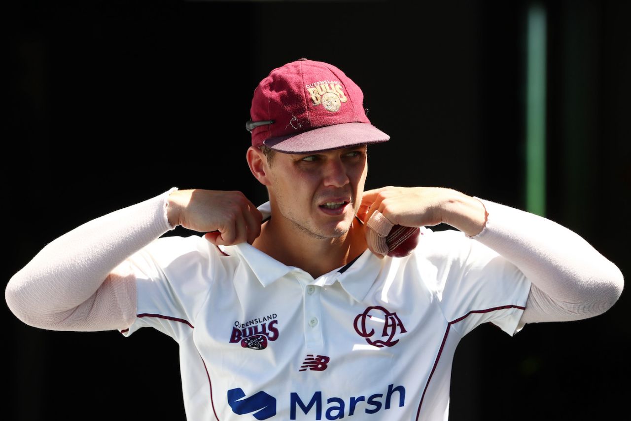 Mitchell Swepson looks on during the Sheffield Shield match between Queensland and New South Wales, Brisbane, February 10, 2022