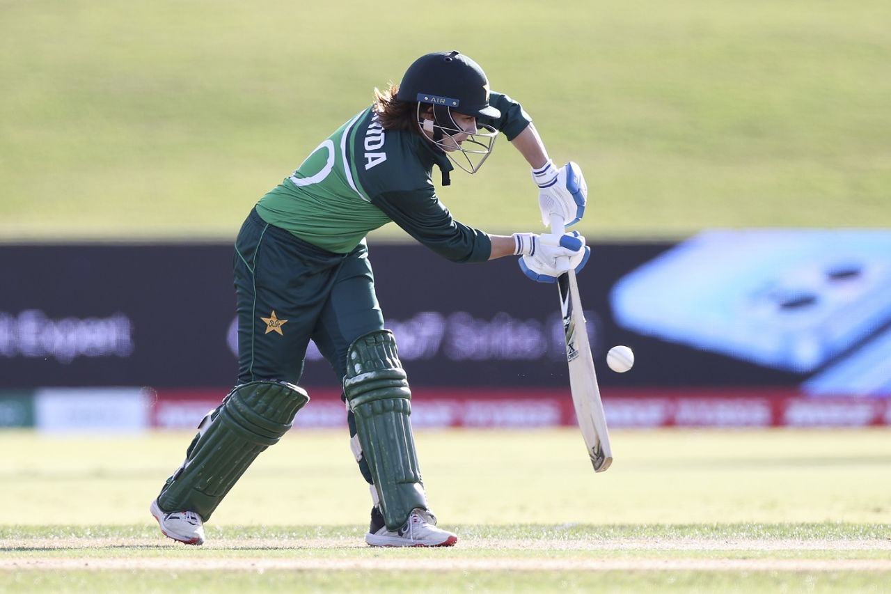 Nahida Khan drives one down the ground, Pakistan vs South Africa, Women's World Cup 2022, Mount Maunganui, March 11, 2022