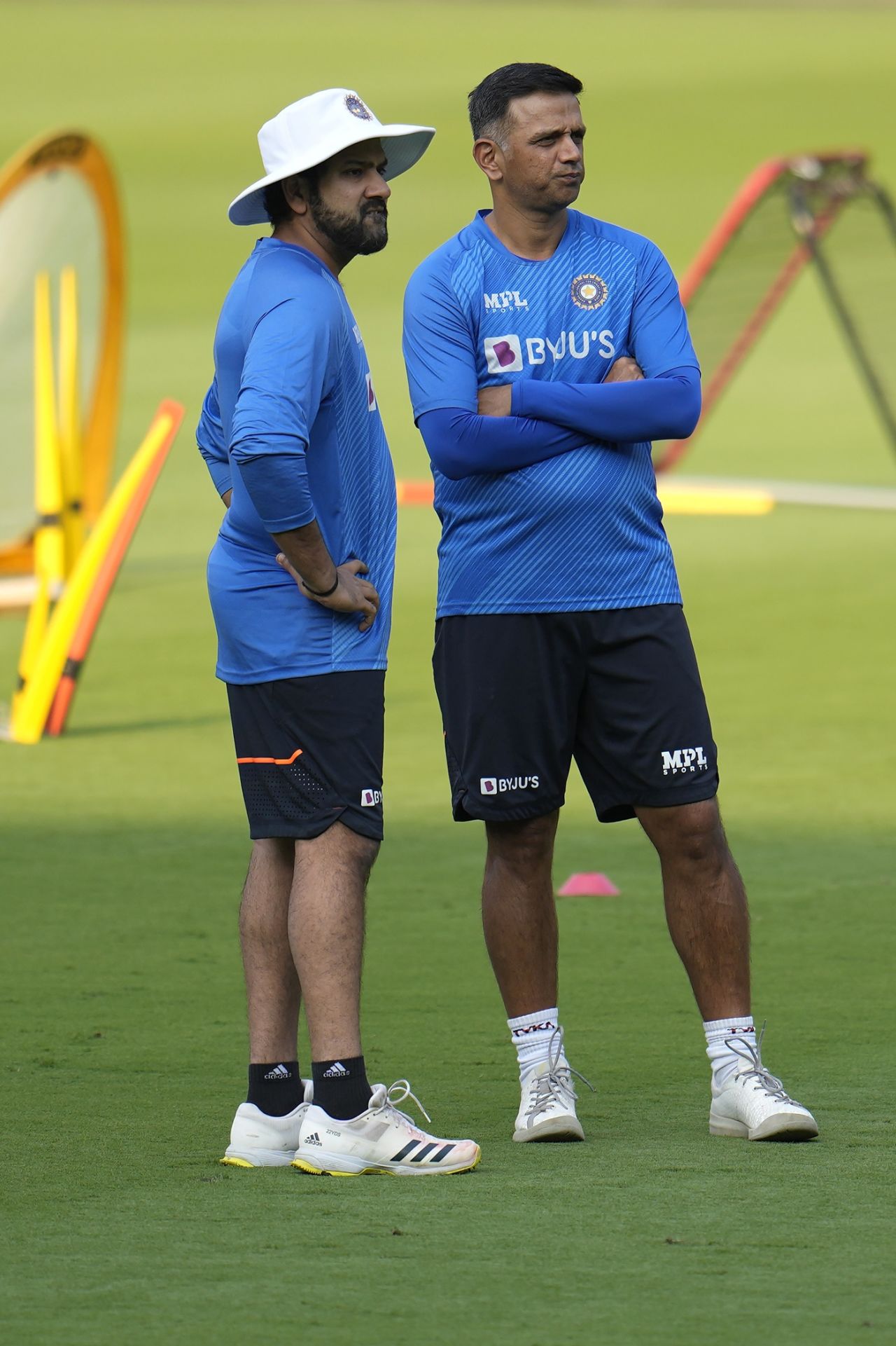 Rohit Sharma and Rahul Dravid during a training session, Bengaluru, March 10, 2022