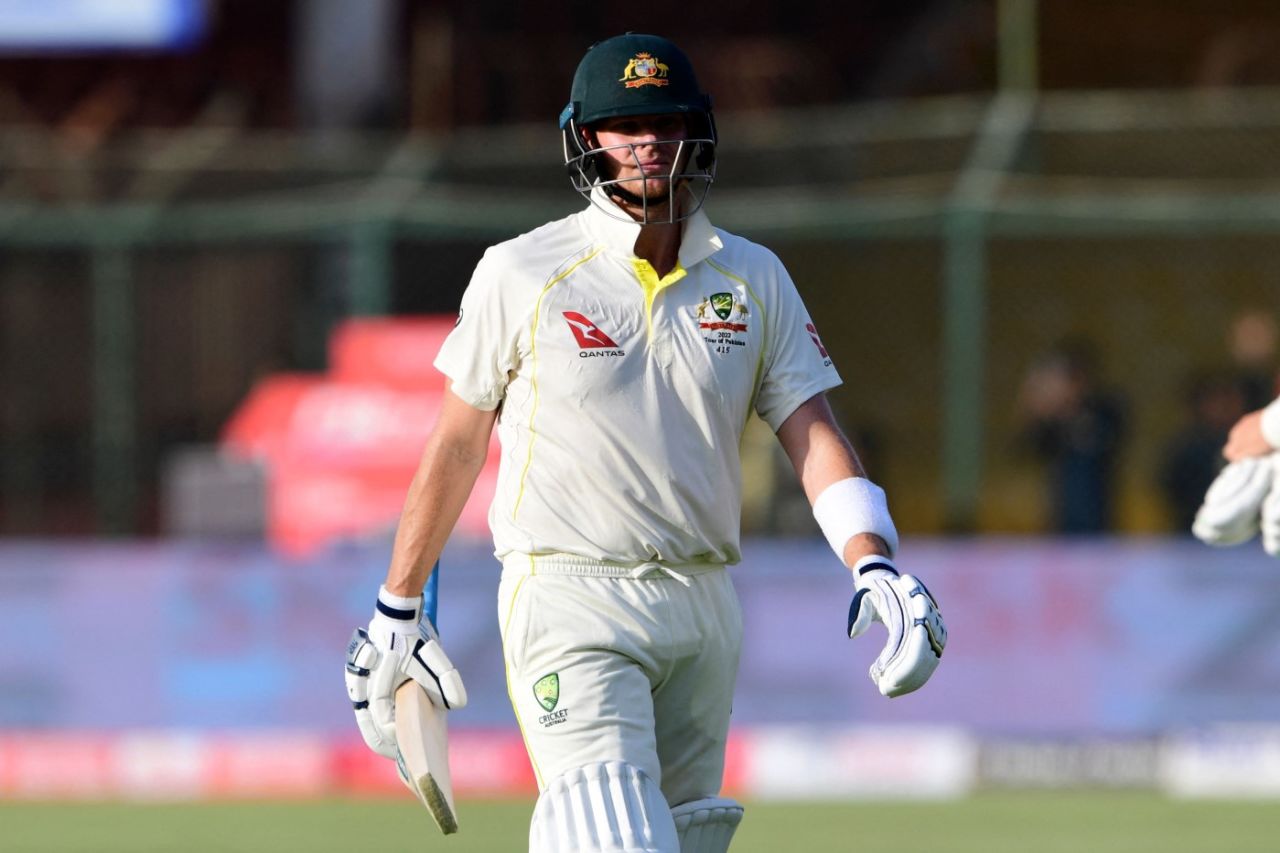 Steven Smith walks off after being dismissed, Pakistan vs Australia, 2nd Test, Karachi, March 12, 2022
