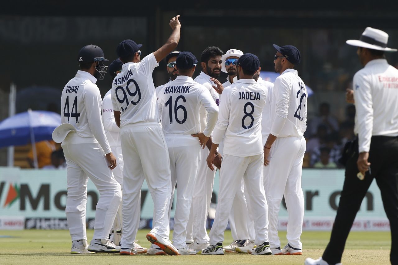 Jasprit Bumrah struck early on the second day, India vs Sri Lanka, 2nd Test, 2nd day, Bengaluru, March 13, 2022