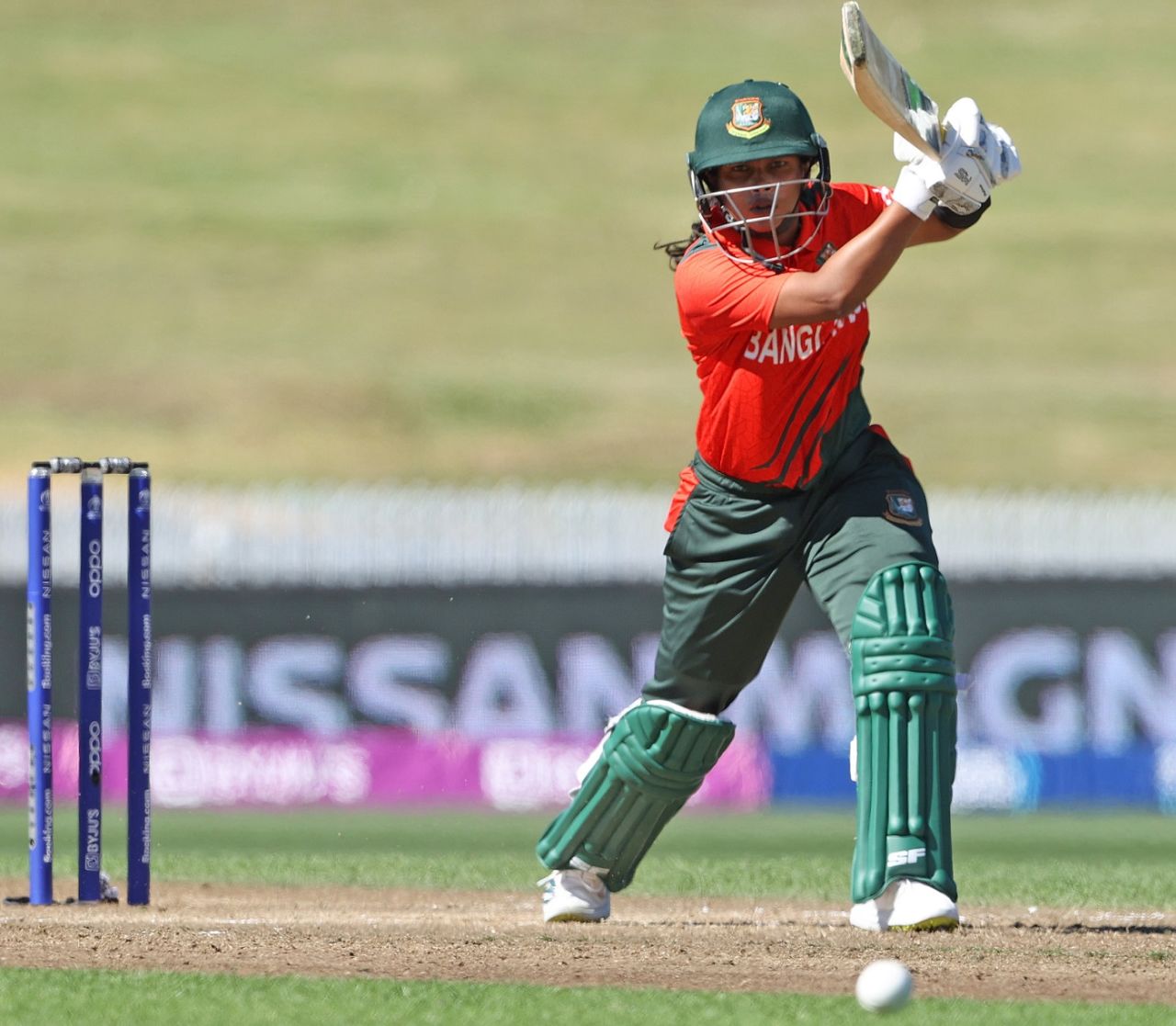 Sharmin Akhter drives one through the covers, Pakistan vs Bangladesh, Women's World Cup 2022, Hamilton, March 14, 2022
