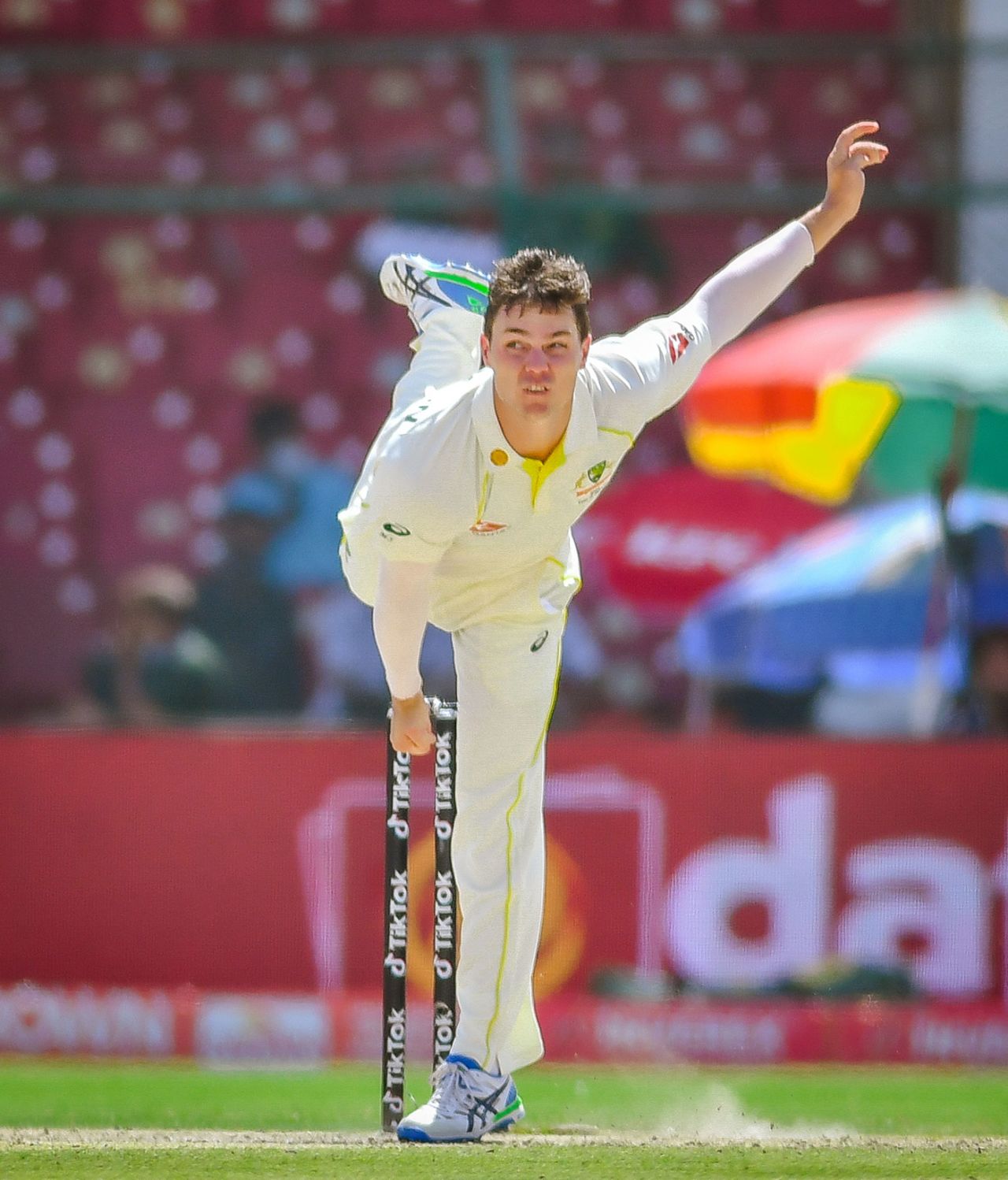Mitchell Swepson in action on his debut, Pakistan vs Australia, 2nd Test, Karachi, March 14, 2022