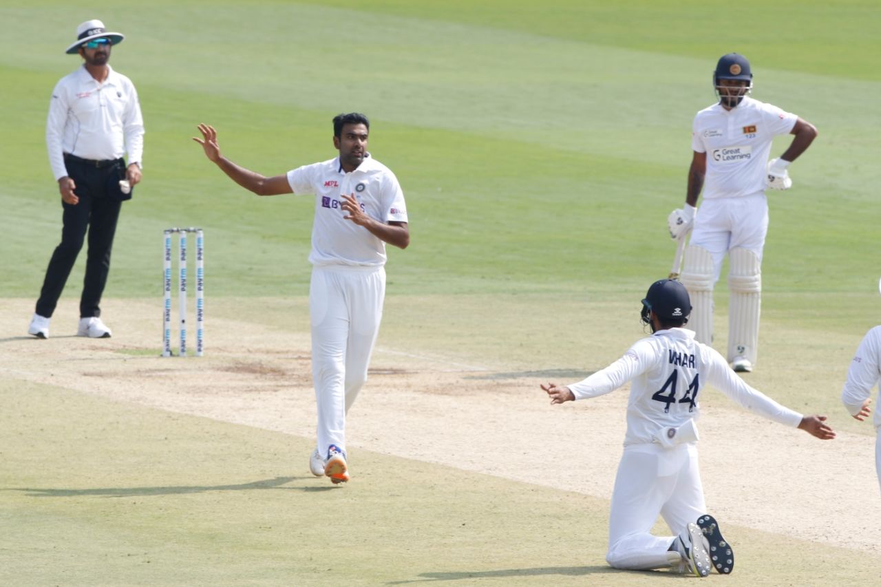 R Ashwin had Dhananjaya de Silva caught by Hanuma Vihari at short leg to go past Dale Steyn on the most-Test-wickets chart, India vs Sri Lanka, 2nd Test, Bengaluru, 3rd day, March 14, 2022