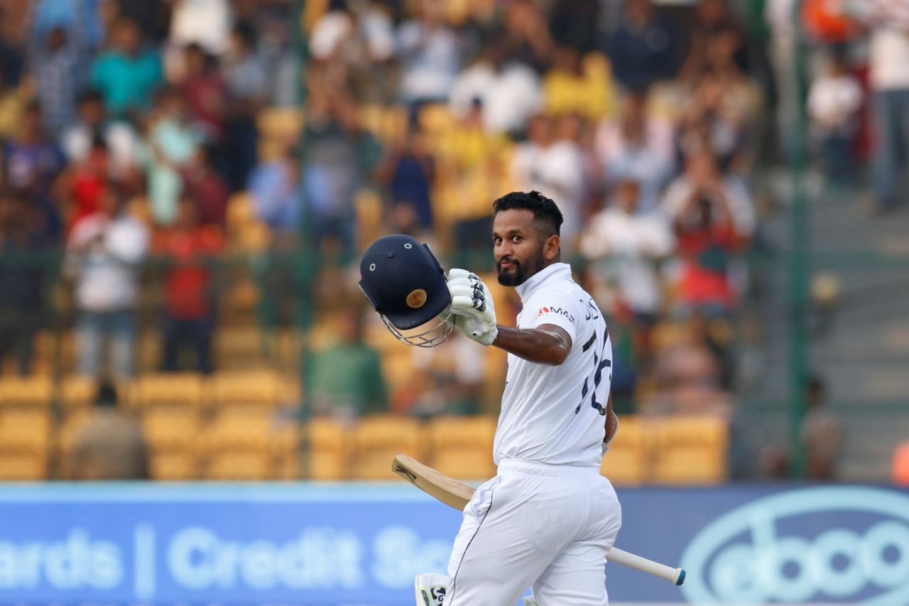 Dimuth Karunaratne acknowledges the applause on getting to a hundred, India vs Sri Lanka, 2nd Test, Bengaluru, 3rd day, March 14, 2022
