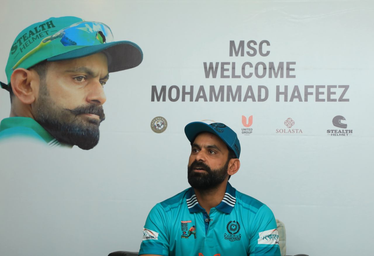 Mohammad Hafeez speaks at a press interaction, Dhaka, March 15, 2022