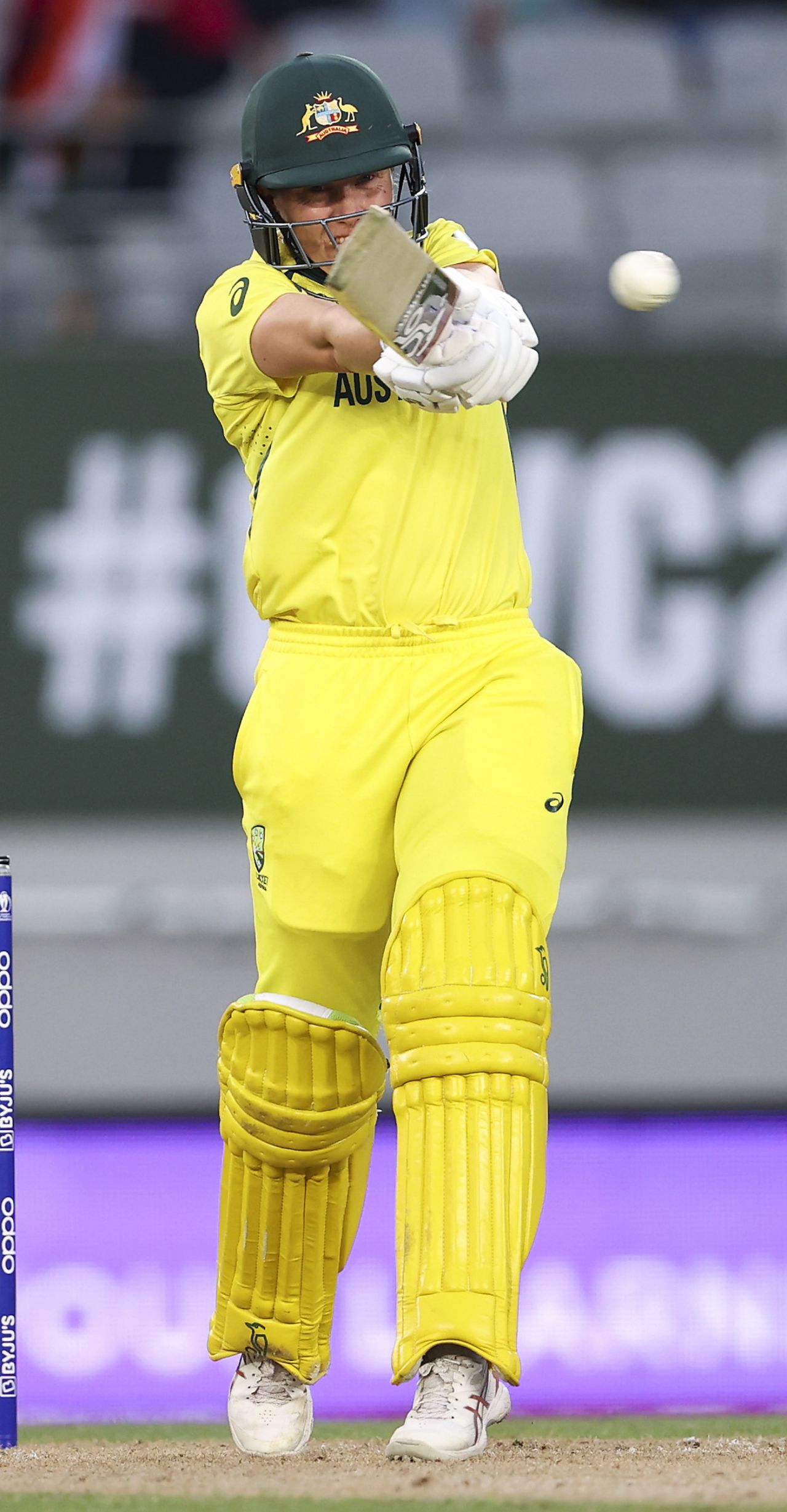 Alyssa Healy plays a pull during her quick 72, Australia vs India, Women's World Cup 2022, Auckland, March 19, 2022