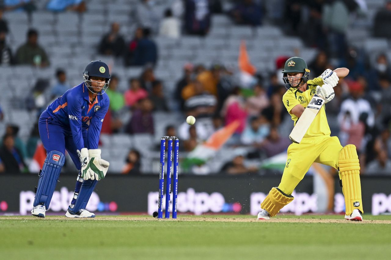 Meg Lanning took charge of the chase after the openers fell, Australia vs India, Women's World Cup 2022, Auckland, March 19, 2022