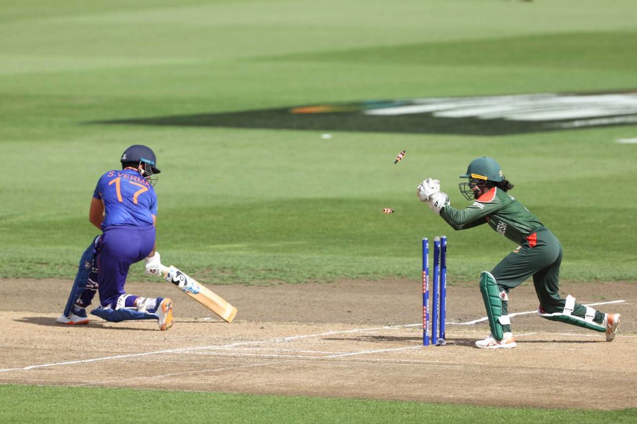 Shafali Verma was out to a smart stumping, Bangladesh v India, Women's World Cup, Hamilton, March 22, 2022