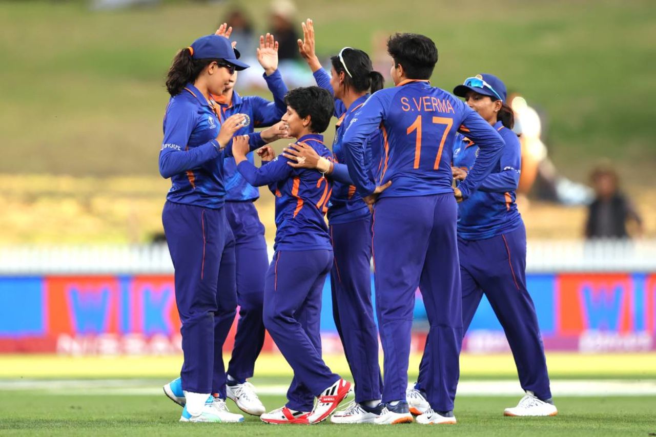 Poonam Yadav struck immediately in her first game of the tournament, Bangladesh v India, Women's World Cup, Hamilton, March 22, 2022