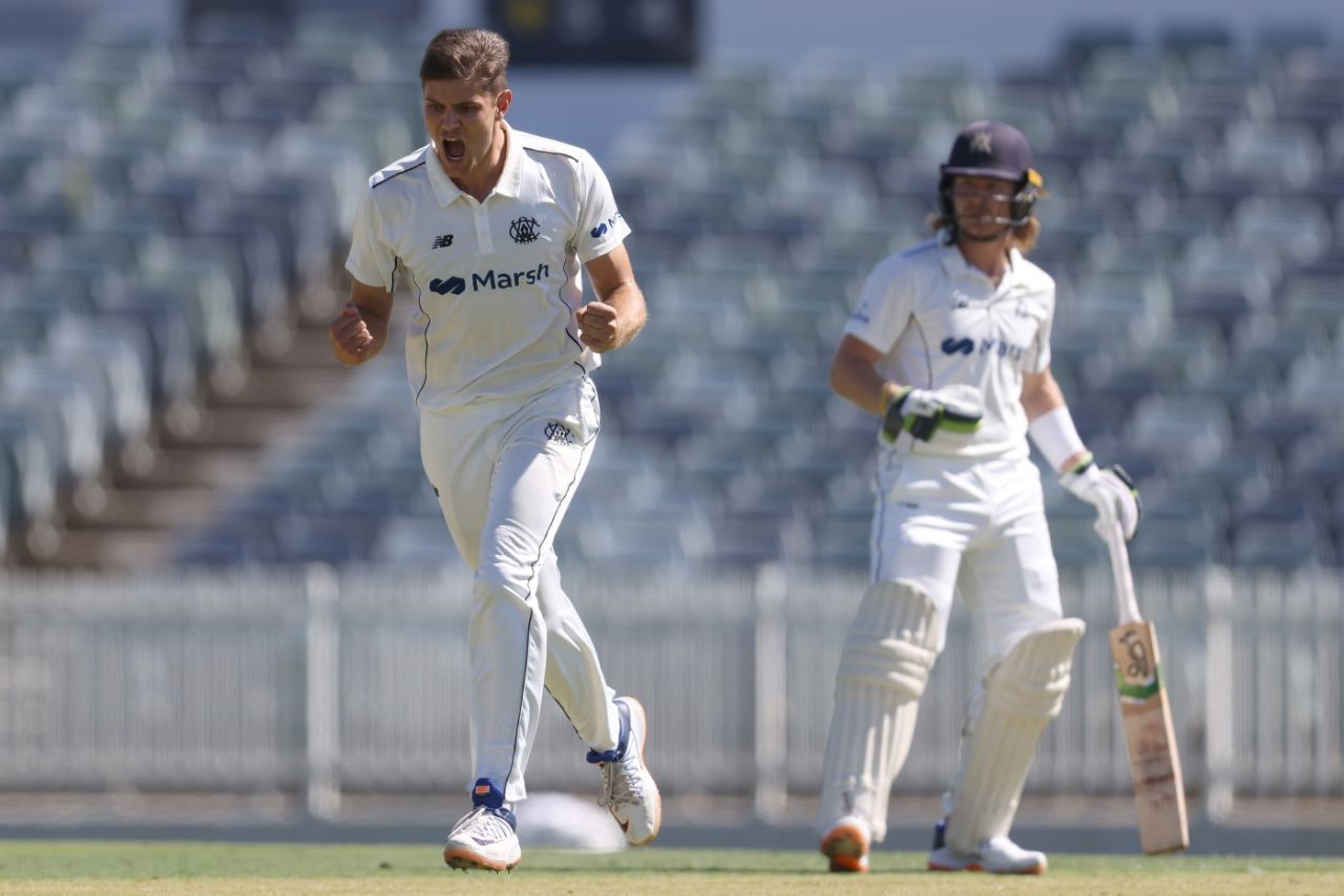 Aaron Hardie celebrates one of his four wickets, Western Australia vs Victoria, Sheffield Shield, day 1, Perth, March 23, 2022