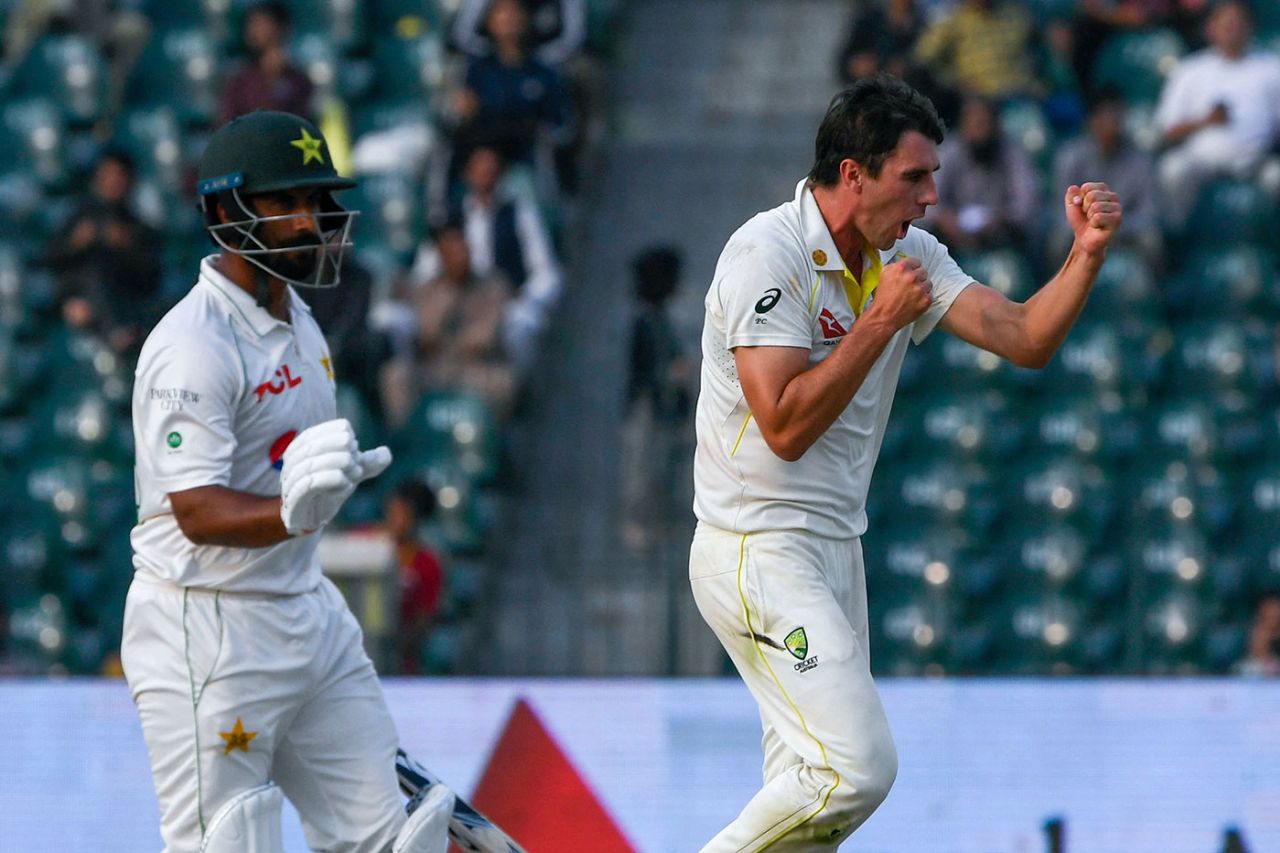 A pumped up Pat Cummins, Pakistan v Australia, 3rd Test, Lahore, 3rd day, March 23, 2022