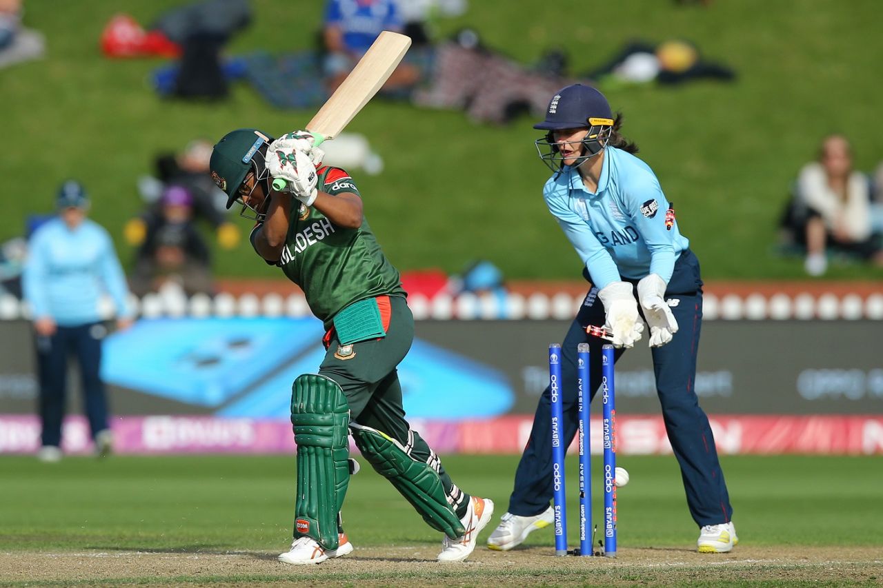 Rumana Ahmed is cleaned up by Freya Davies, England vs Bangladesh, Women's World Cup 2022, Wellington, March 27, 2022 
