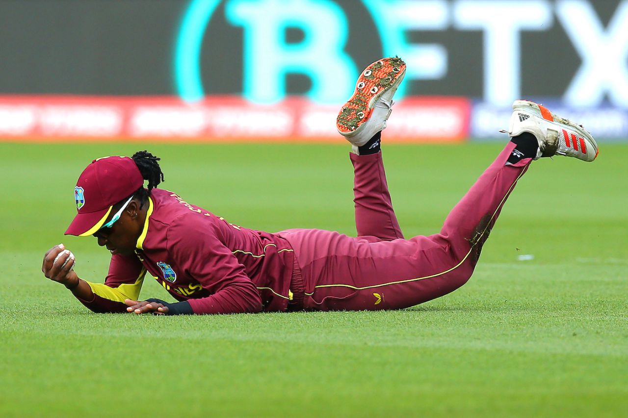 Shakera Selman took a catch to break the opening stand, Australia vs West Indies, 2022 Women's ODI World Cup, 1st semi-final, Wellington, March 30, 2022