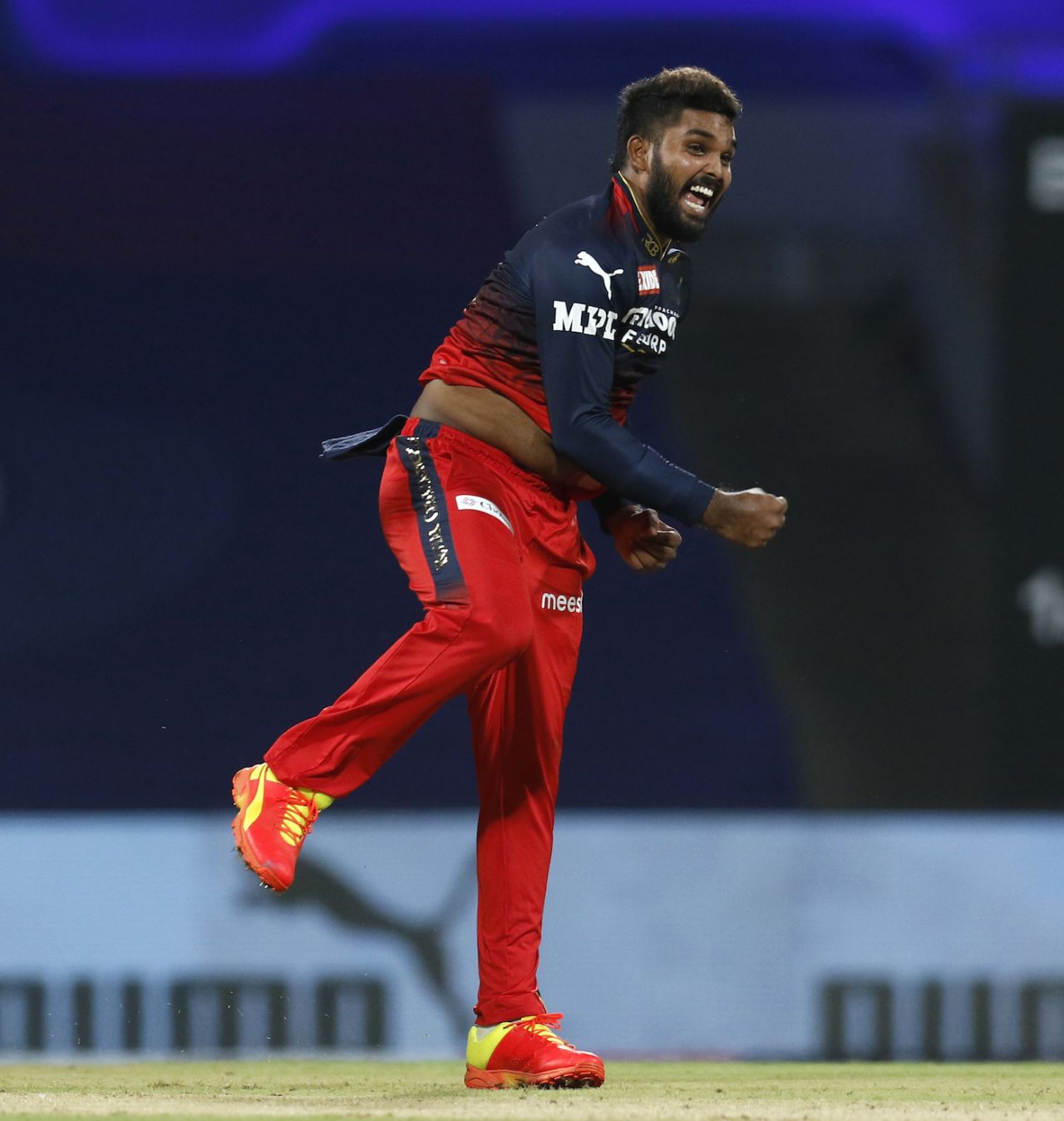 Wanindu Hasaranga is pumped after sending back Shreyas Iyer, Kolkata Knight Riders vs Royal Challengers Bangalore, IPL 2022, Navi Mumbai, March 30, 2022