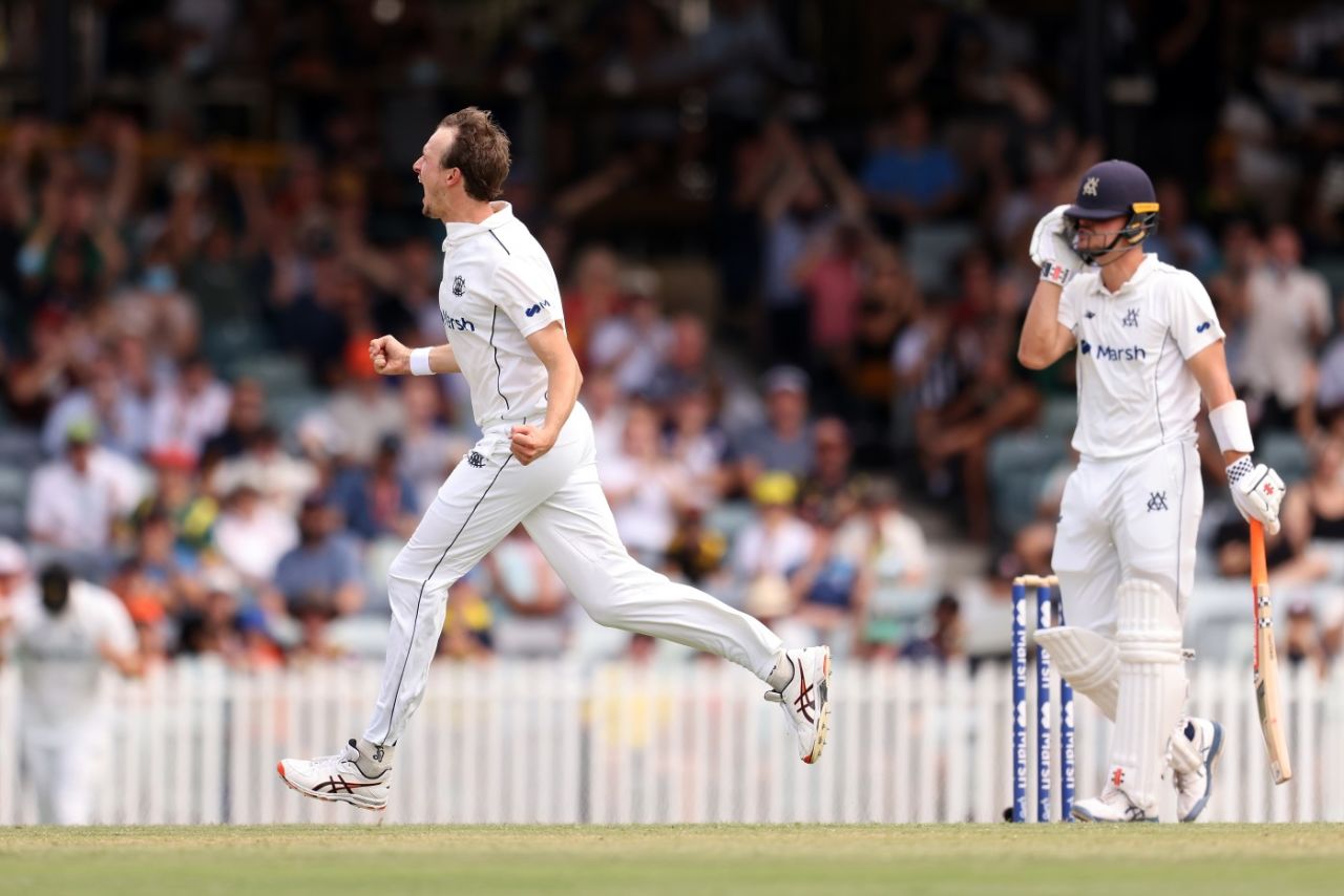 Joel Paris celebrates the wicket of Jono Merlo, Western Australia vs Victoria, Sheffield Shield final, Day 3, Perth, April 2, 2022