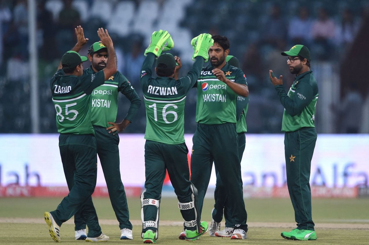 Haris Rauf celebrates a wicket with his team-mates, Pakistan vs Australia, 1st ODI, Lahore, March 29, 2022