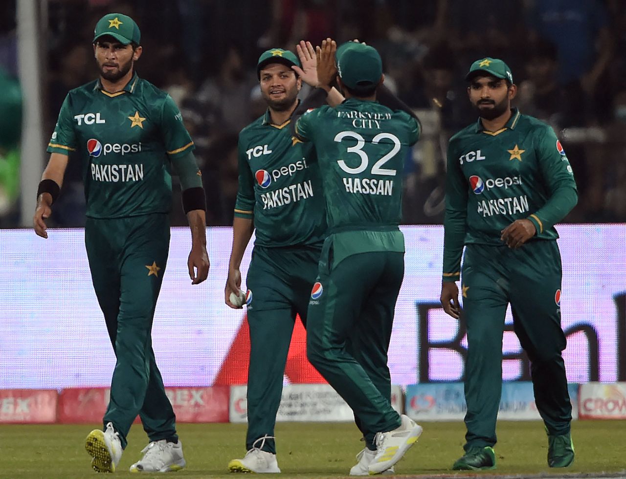 The Pakistan players celebrate the fall of Travis Head, Pakistan vs Australia, Only T20I, Lahore, April 5, 2022