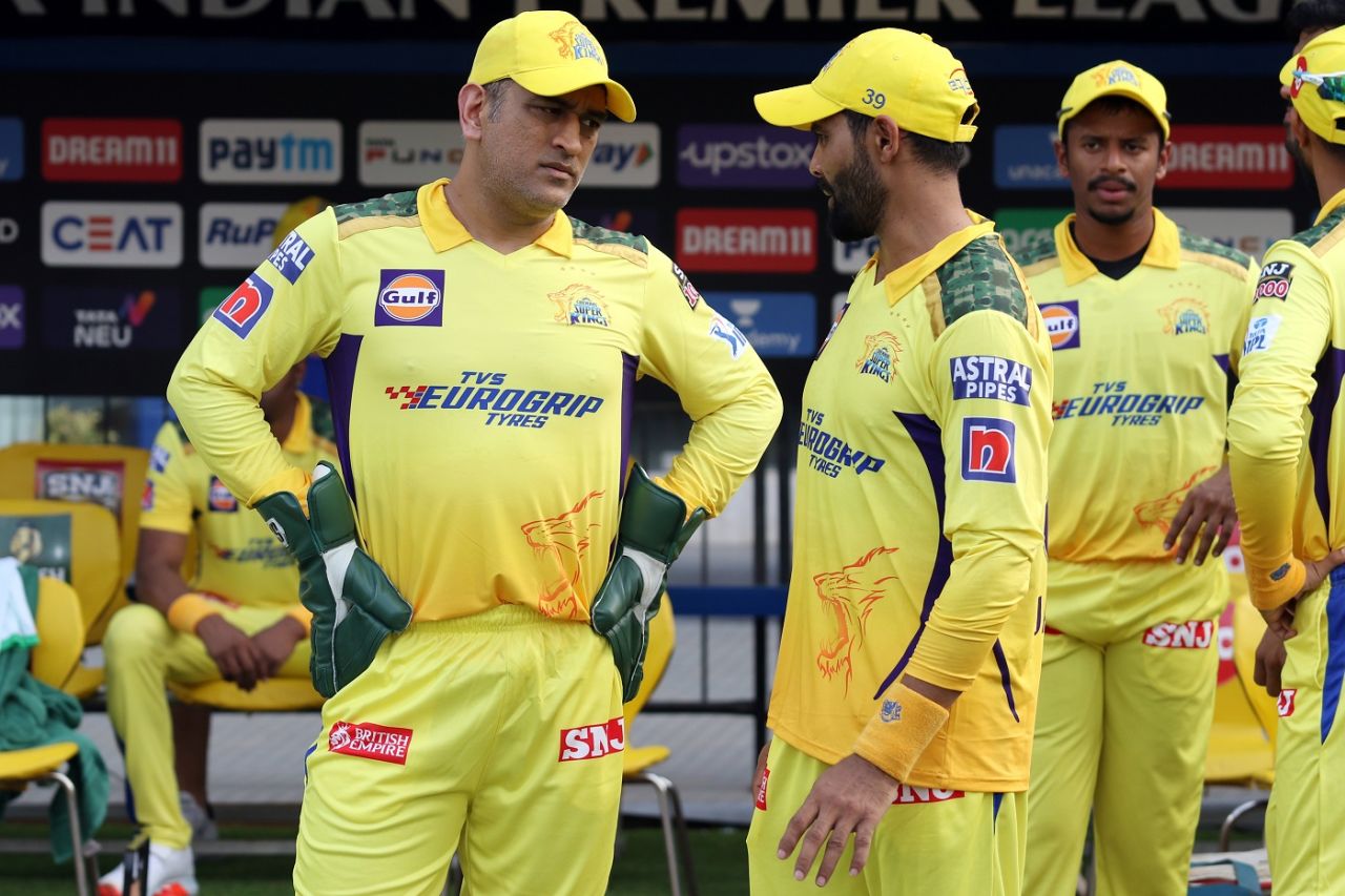 MS Dhoni and Ravindra Jadeja have a lot to ponder over after Chennai Super Kings lost a fourth straight game, Chennai Super Kings vs Sunrisers Hyderabad, IPL 2022, DY Patil Stadium, April 9, 2022