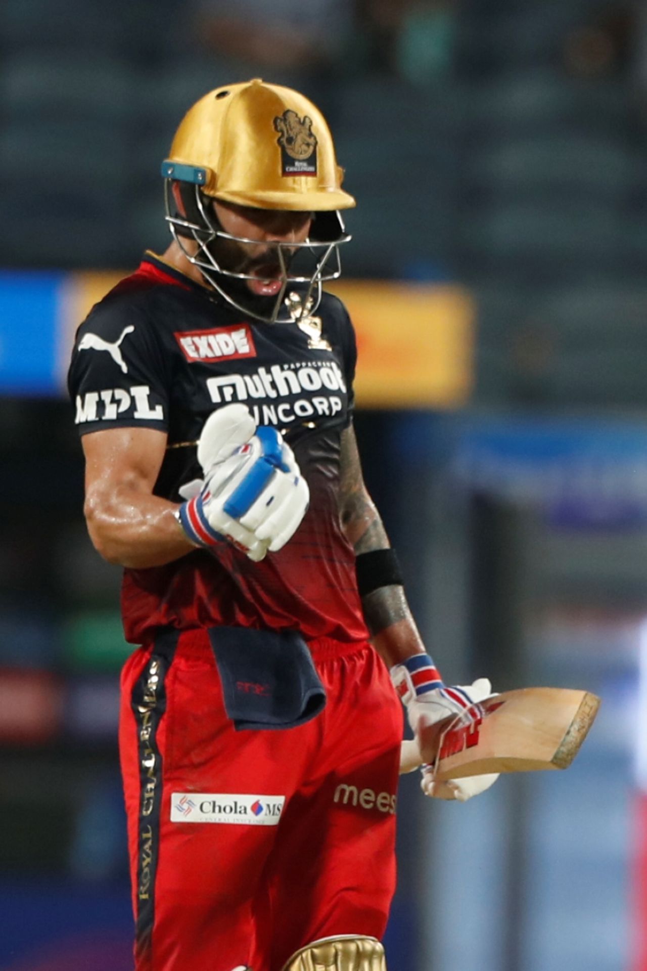 Virat Kohli is not happy after being given out lbw, Royal Challengers Bangalore vs Mumbai Indians, IPL 2022, Pune, April 9, 2022