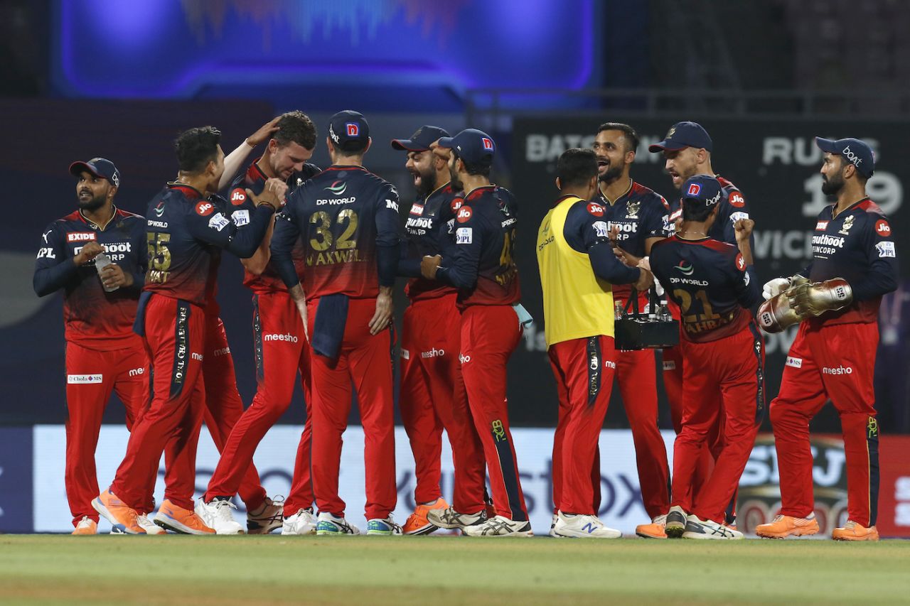In his first match of the season, Josh Hazlewood sent back Ruturaj Gaikwad in his second over, Chennai Super Kings vs Royal Challengers Bangalore, IPL 2022, DY Patil Stadium, Mumbai, April 12, 2022