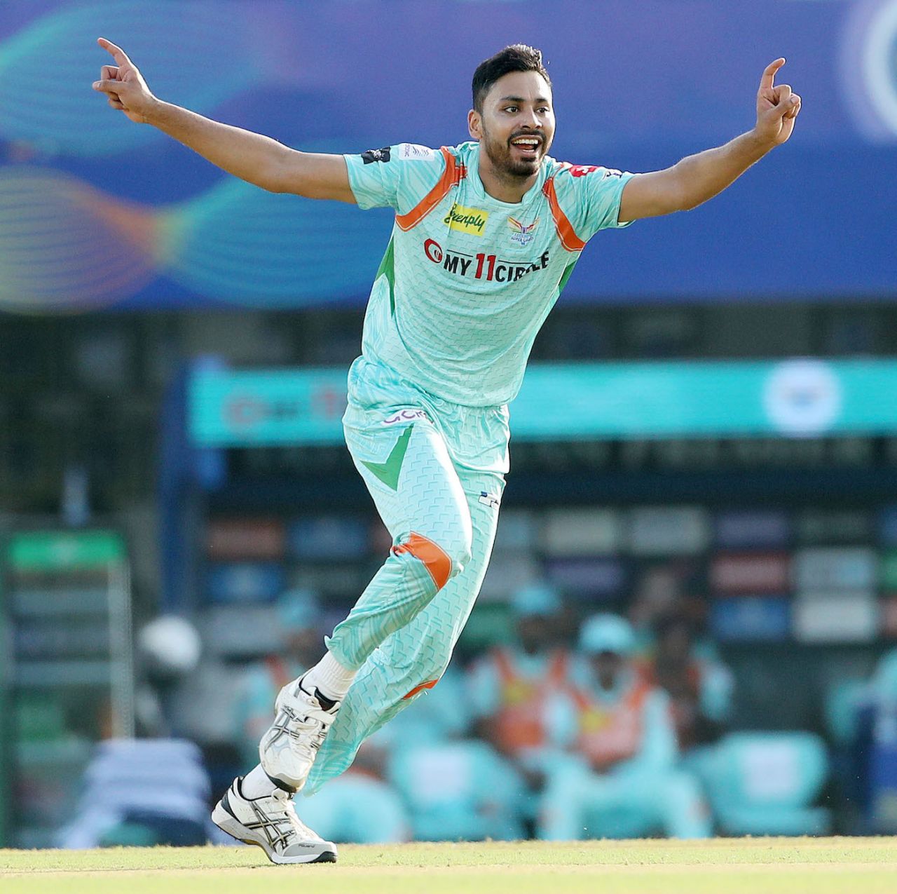 Avesh Khan sent back Rohit Sharma caught behind in the third over, Lucknow Super Giants vs Mumbai Indians, IPL 2022, Brabourne Stadium, Mumbai, April 16, 2022