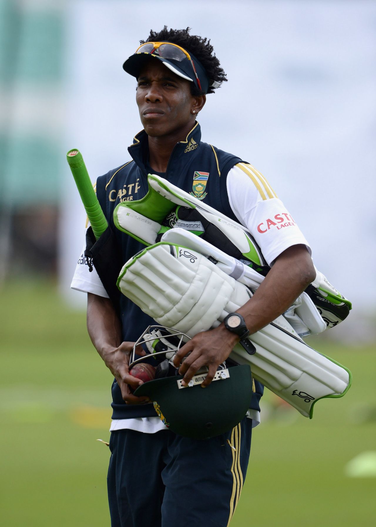 Thami Tsolekile walks out for a hit in the nets, London, July 17, 2012