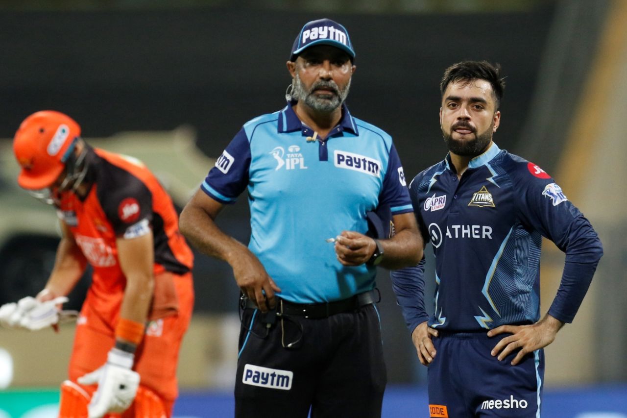 Rashid Khan was taken for 45 runs in his four overs, Gujarat Titans vs Sunrisers Hyderabad, IPL 2022, Wankhede Stadium, Mumbai, April 27, 2022