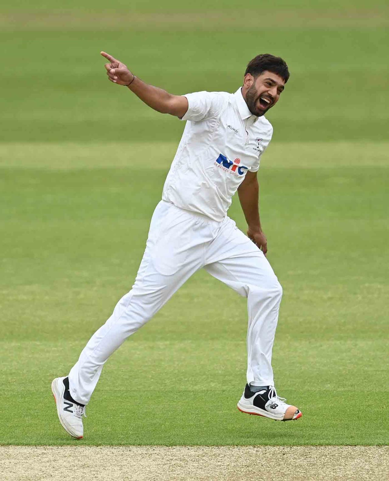 Haris Rauf made early inroads, Yorkshire vs Kent, LV= Insurance Championship, Division One, Headingley, April 28, 2022