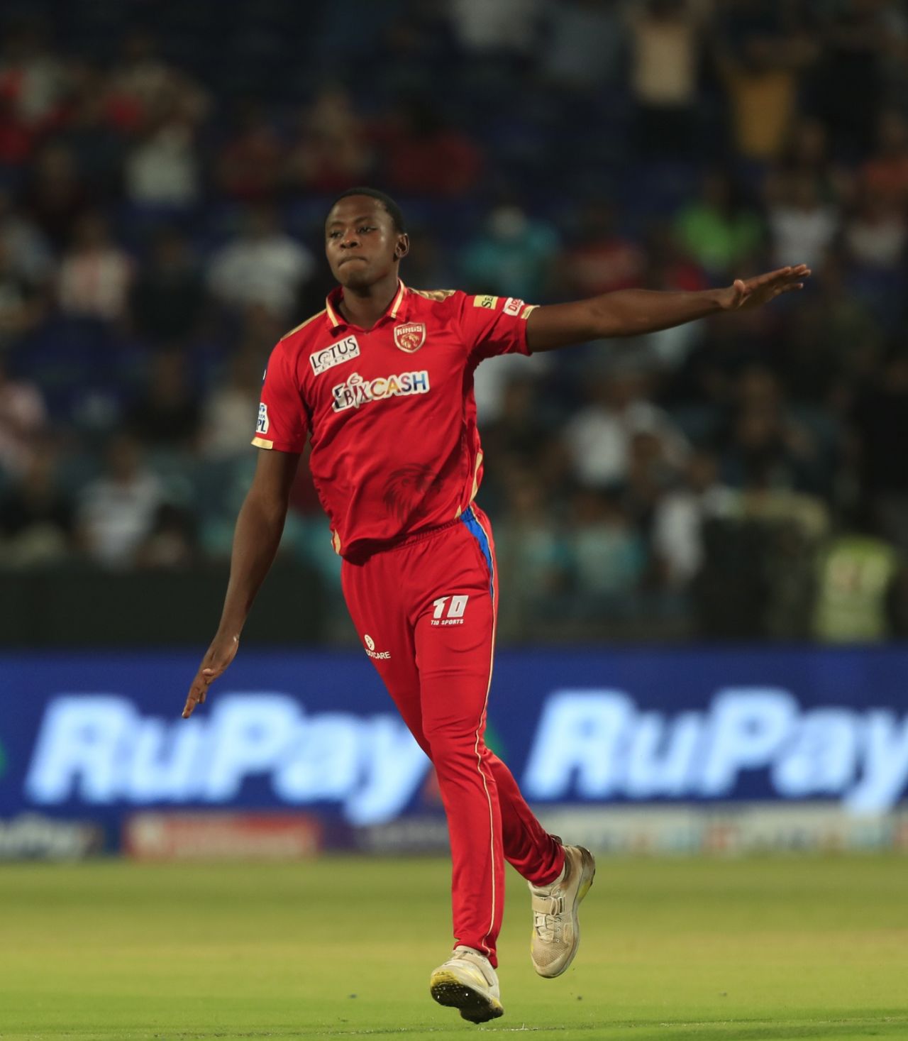 Kagiso Rabada claimed the first wicket, getting rid of KL Rahul for 6, Lucknow Super Giants vs Punjab Kings, IPL 2022, Pune, April 29, 2022