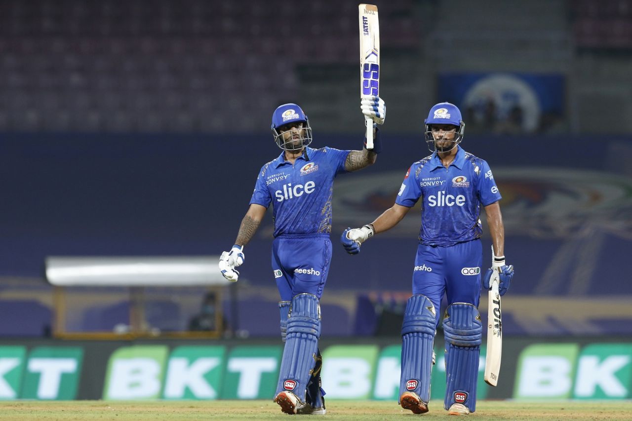 Suryakumar Yadav celebrates his fifty, Mumbai Indians vs Rajasthan Royals, IPL 2022, DY Patil, Navi Mumbai, April 30, 2022