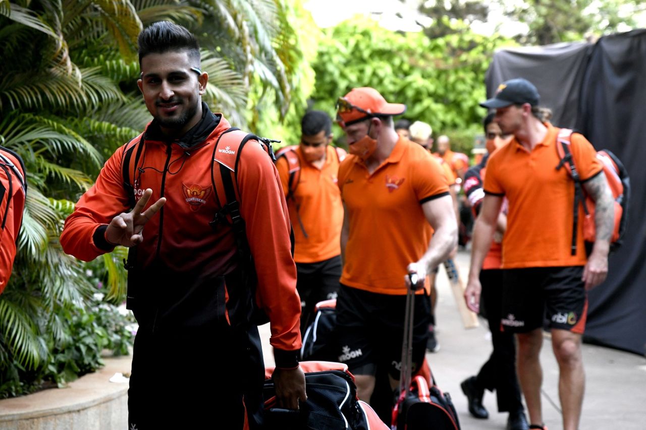 Umran Malik is all smiles while entering the ground, Delhi Capitals vs Sunrisers Hyderabad, IPL 2022, Brabourne Stadium, Mumbai, May 5, 2022