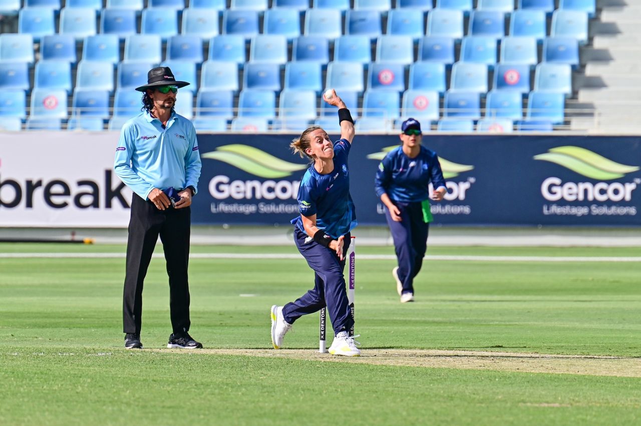 Tash Farrant bowls, Tornadoes vs Sapphires, FairBreak Invitational Tournament, Dubai, May 5, 2022
