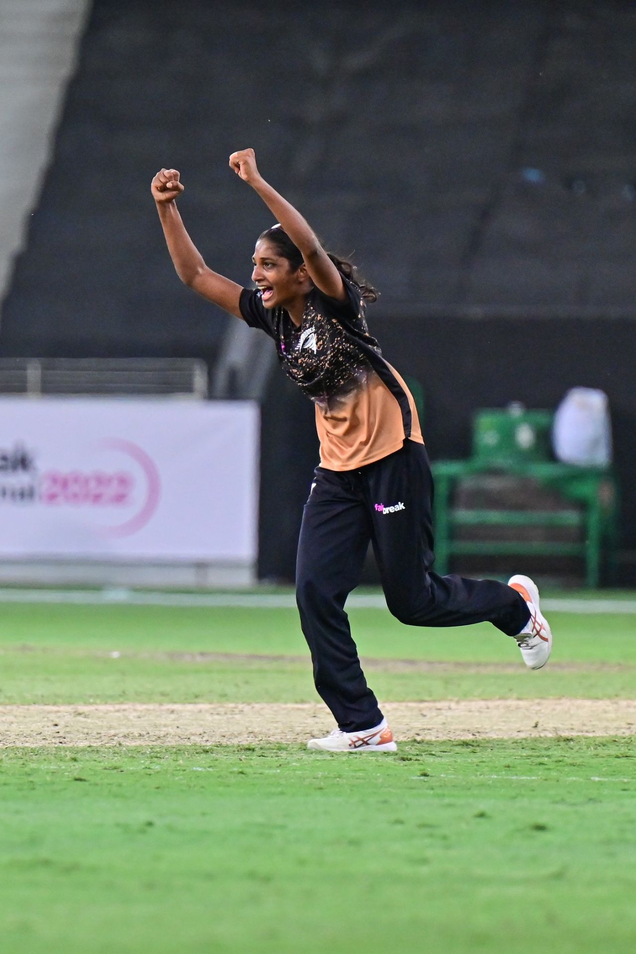 Winifred Duraisingam pegged Warriors back with her triple strike, Tornadoes vs Warriors, FairBreak Invitational Tournament 2022, Dubai, May 06, 2022