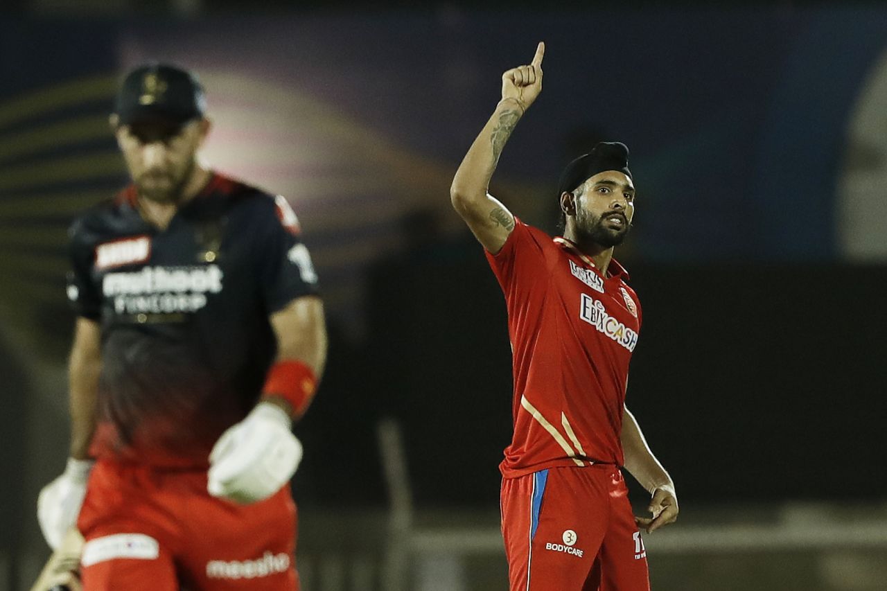 Harpreet Brar accounted for a well-set Glenn Maxwell, Punjab Kings vs Royal Challengers Bangalore, IPL 2022, Brabourne Stadium, Mumbai, May 13, 2022